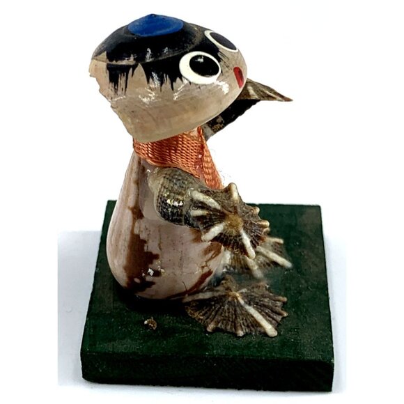 Seashell Figurine Folk Art Figure Miniature 1.75" Vintage Hand Crafted - Picture 2 of 6